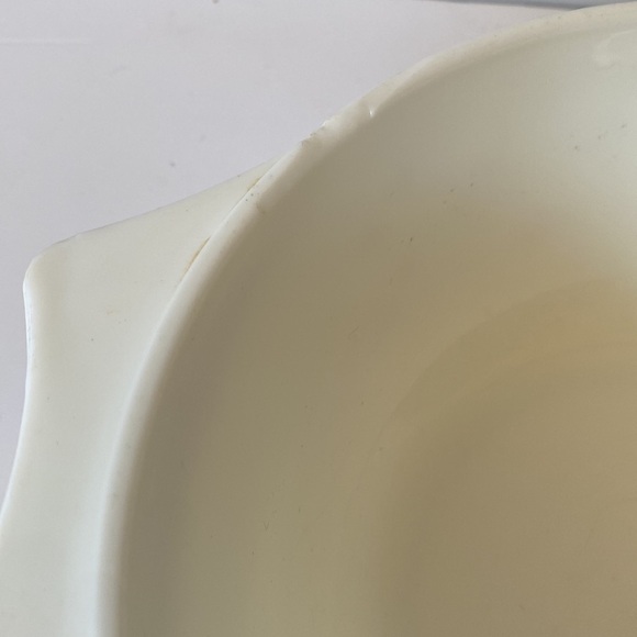 VINTAGE Pyrex floral "Emily Spring Garden" casserole dish - Picture 3 of 13